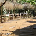 Hotel L'oasi Villaggio 3*